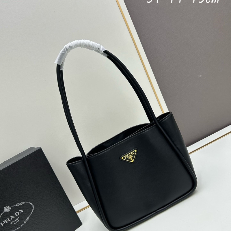 Pra*a top handle bags